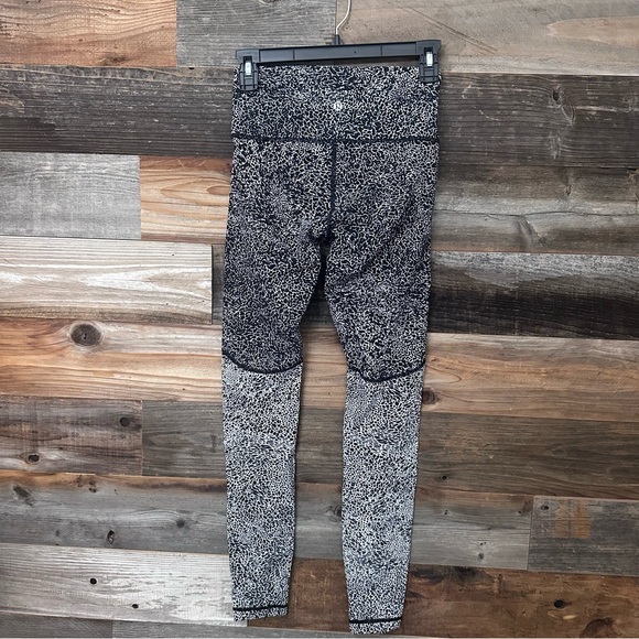 Lululemon Athletica Wunder Under Leggings High Rise Ice Breaker Wave Size 4 - Picture 5 of 9